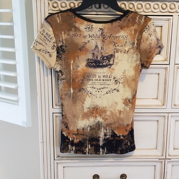 Top - Picture 2 of 2